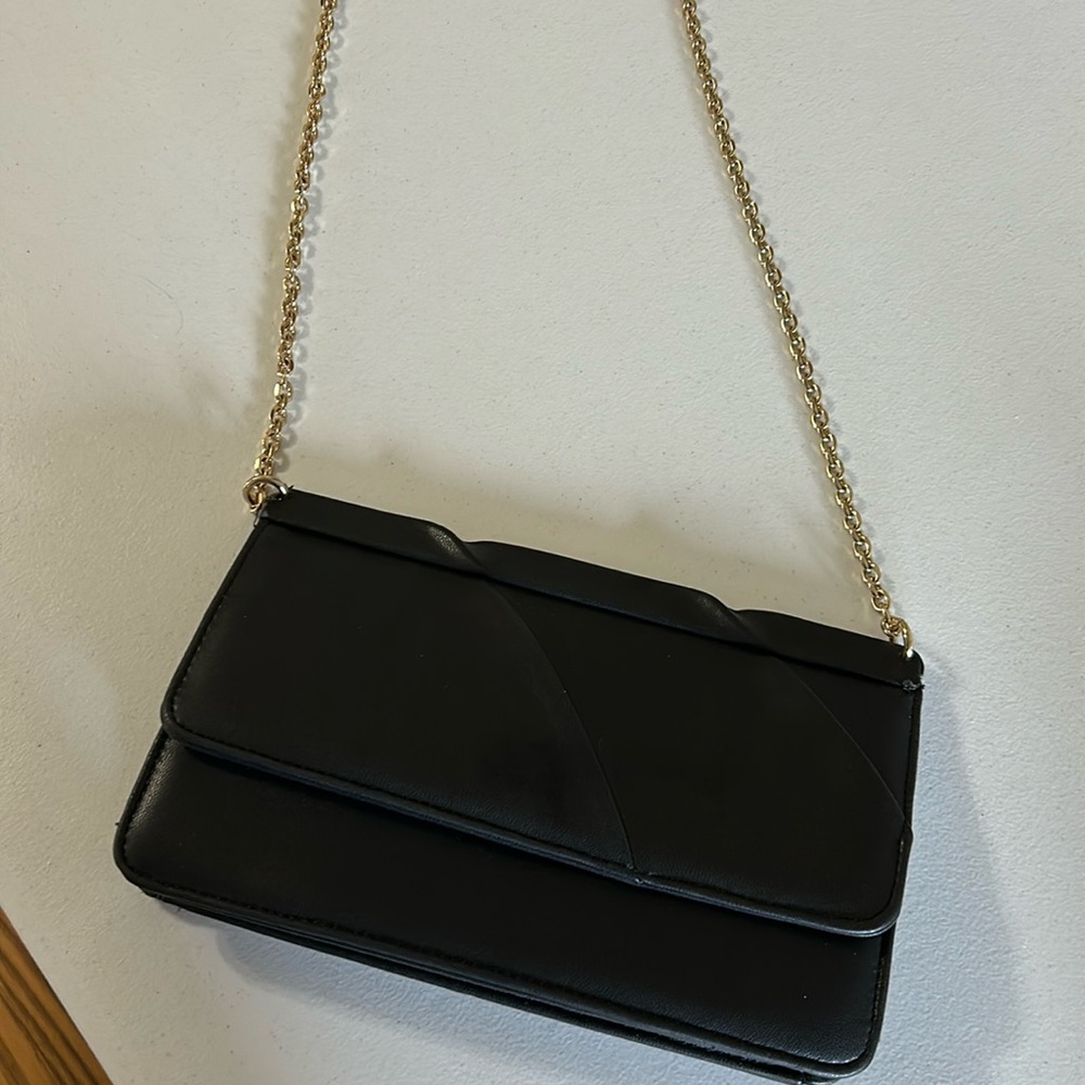 ZARA MINIMALIST CROSSBODY BAG WITH CHAIN